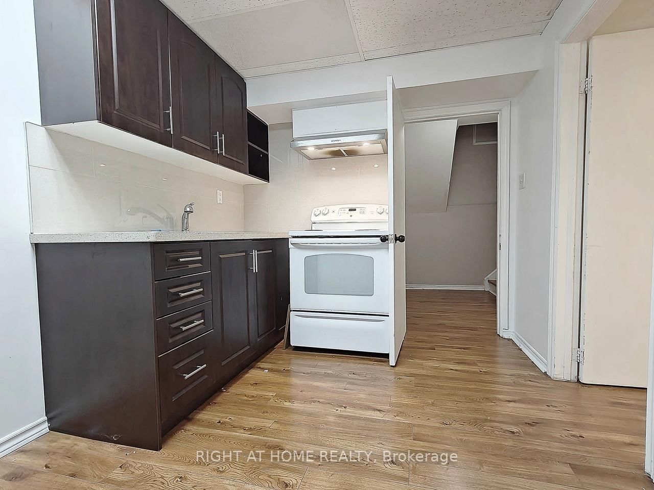 182 McNicoll Avenue • Toronto, ON photo 27