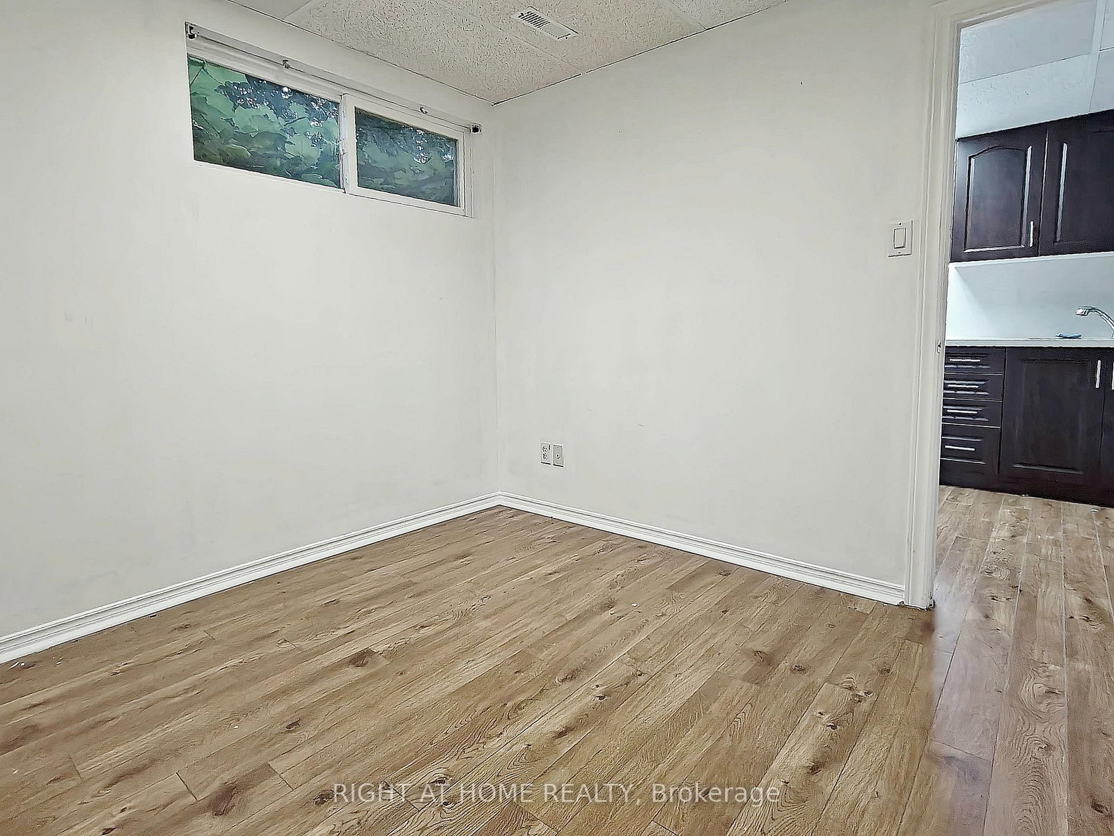 182 McNicoll Avenue • Toronto, ON photo 32