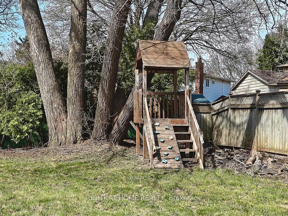 182 McNicoll Avenue • Toronto, ON photo 37