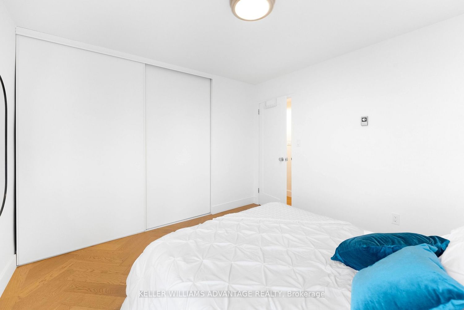 40 Homewood Avenue • #2216 • Toronto, ON photo 10