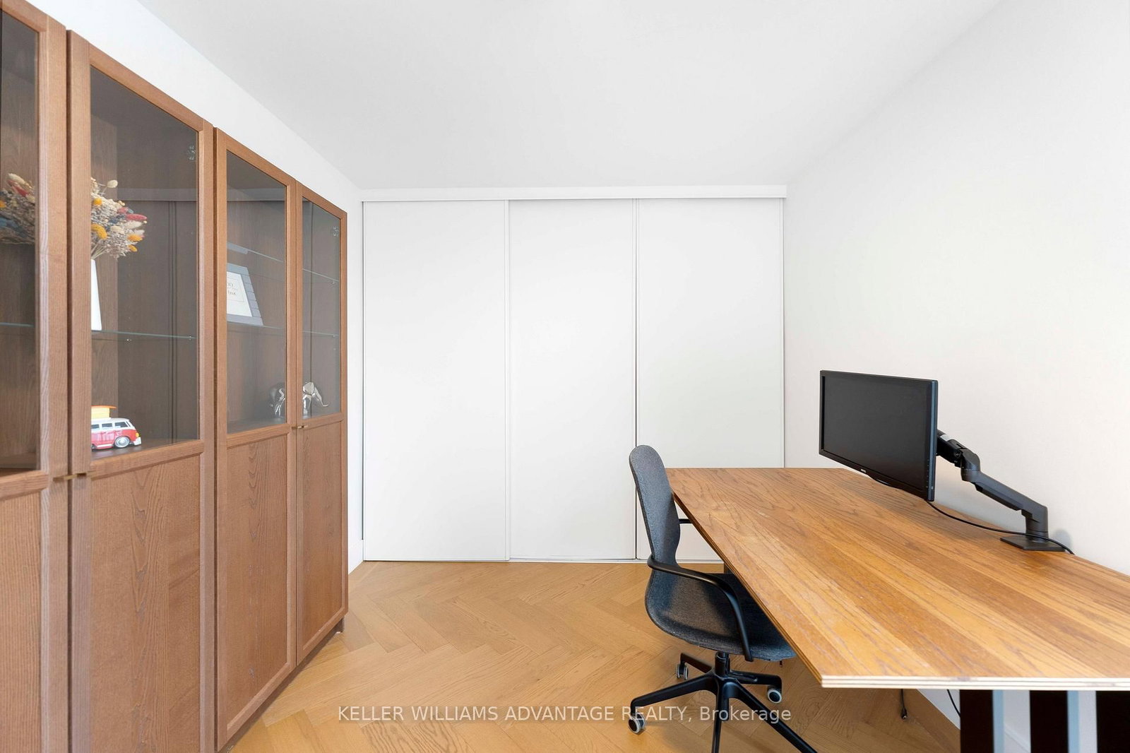 40 Homewood Avenue • #2216 • Toronto, ON photo 12