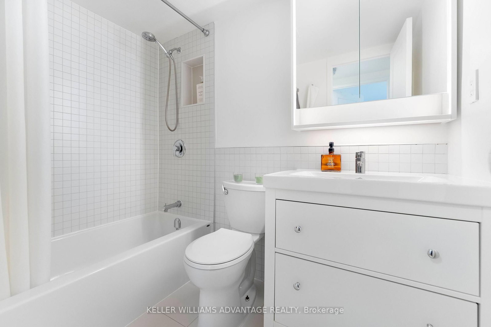 40 Homewood Avenue • #2216 • Toronto, ON photo 13