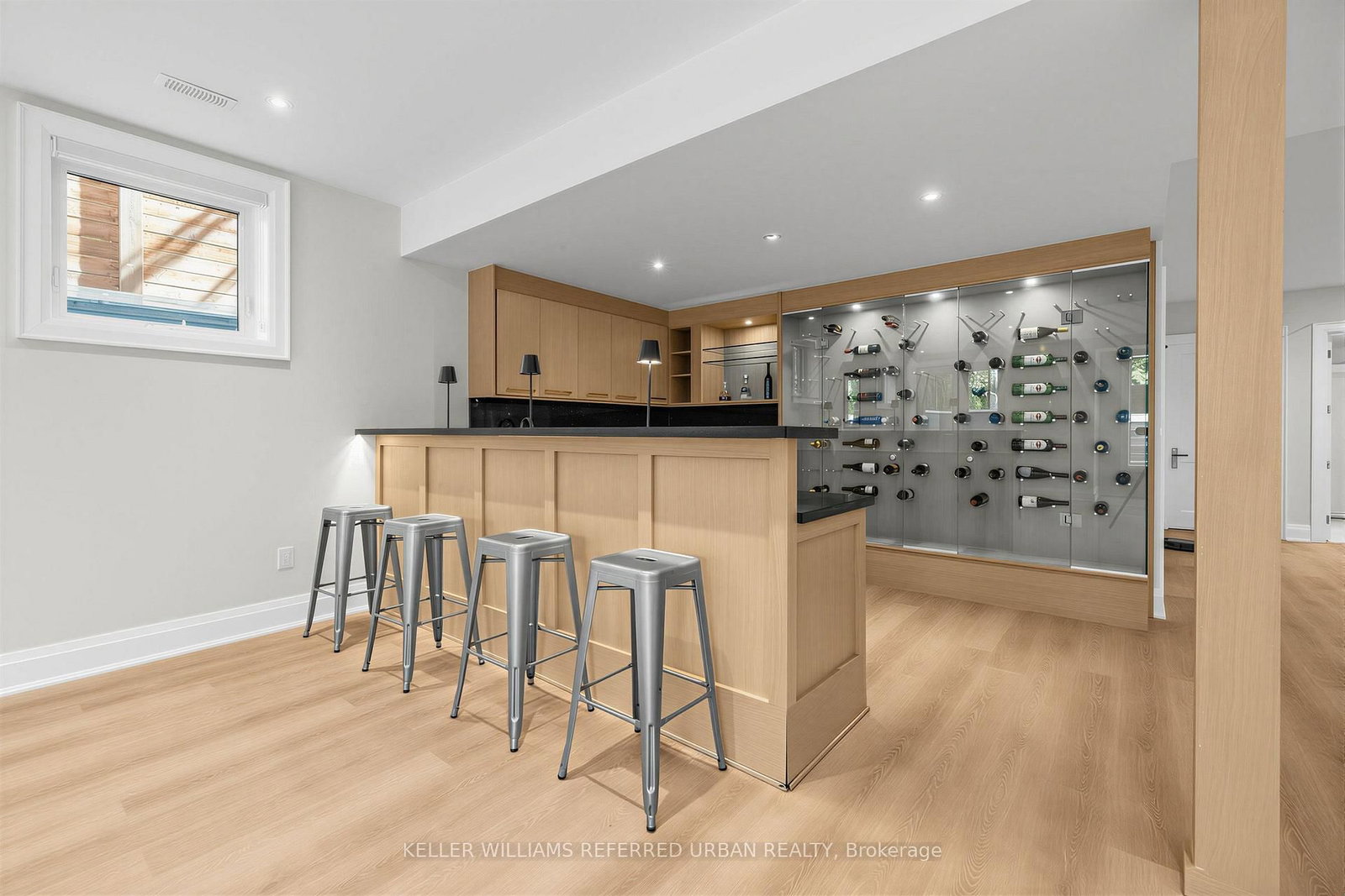 130 Upper Canada Dr, Toronto, view 33