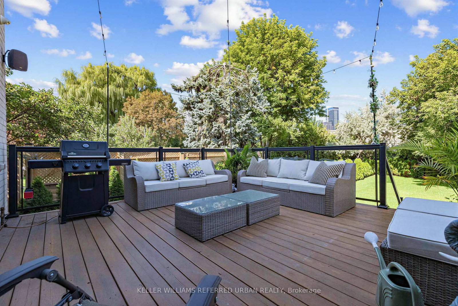 130 Upper Canada Dr, Toronto, view 37