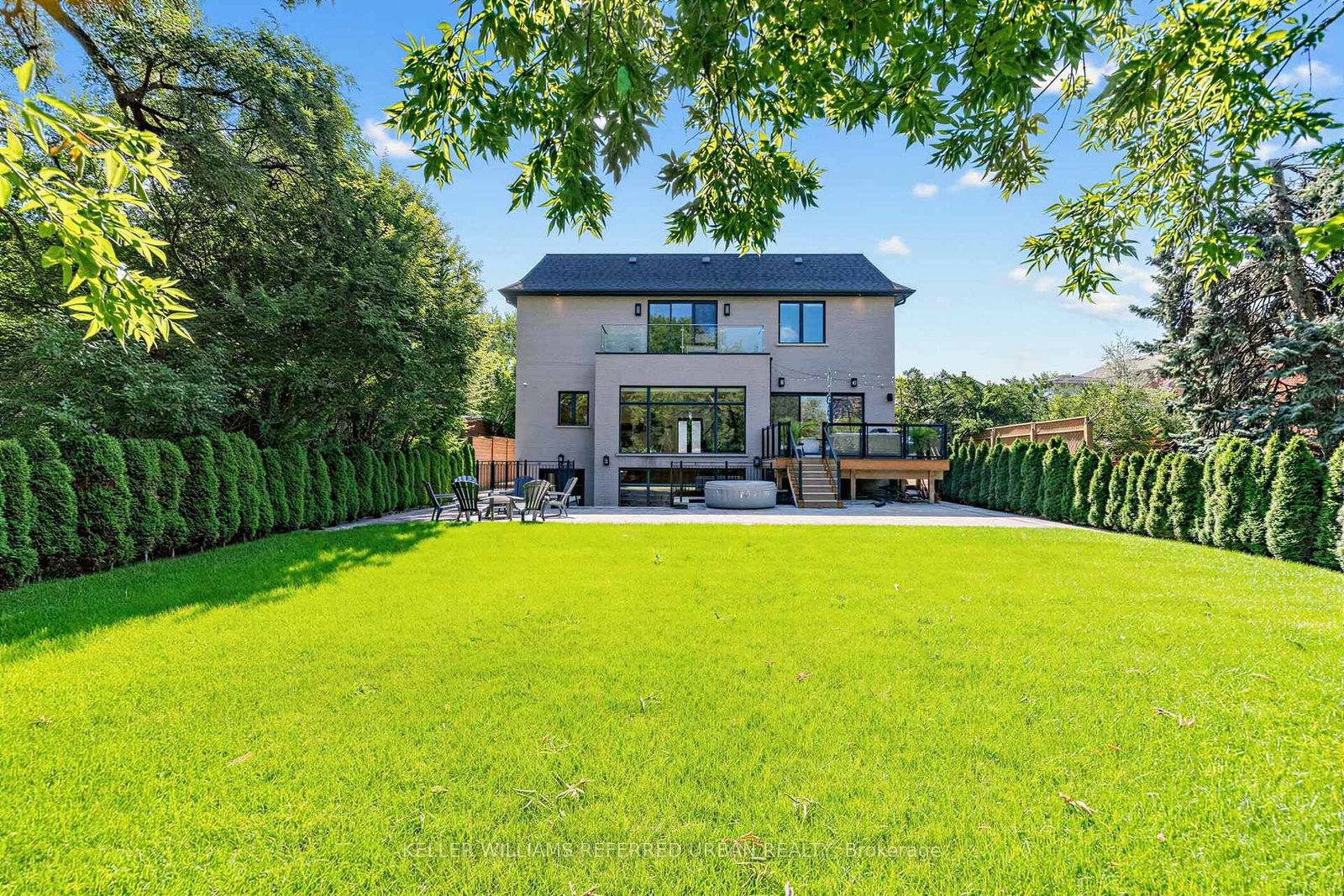 130 Upper Canada Dr, Toronto, view 39