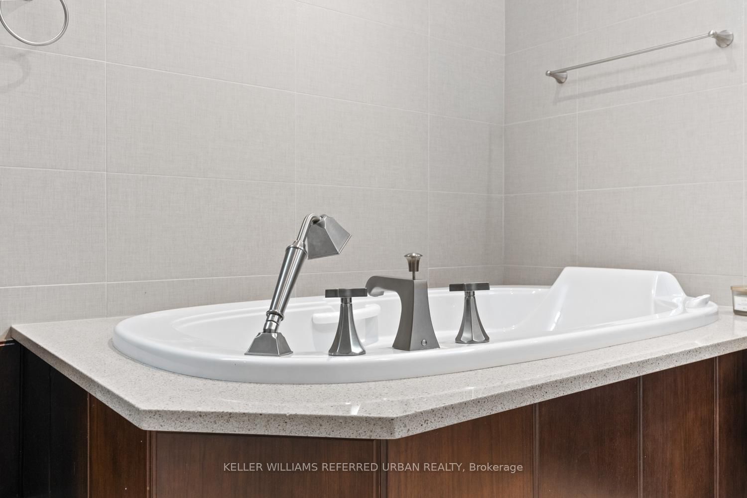 38 Avenue Road • #1802 • Toronto, ON photo 19