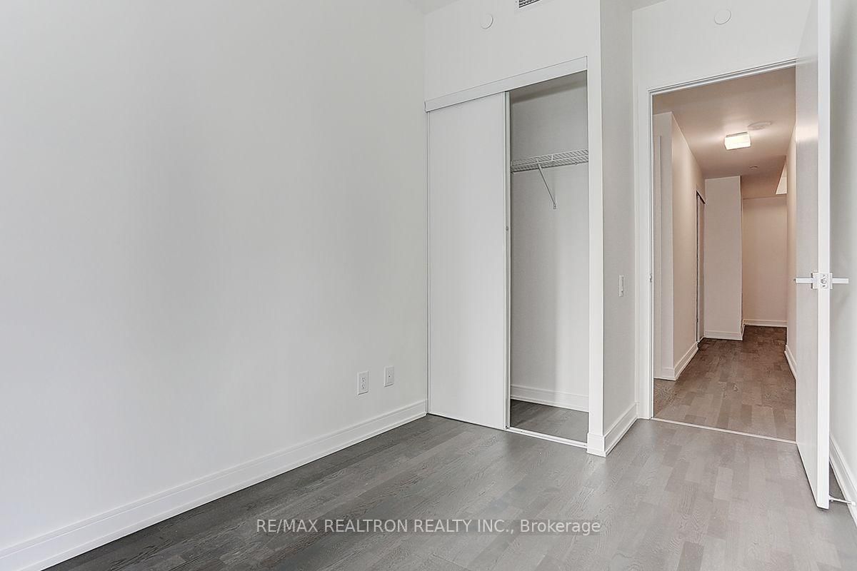 57 St Joseph Street • #1008 • Toronto, ON photo 17