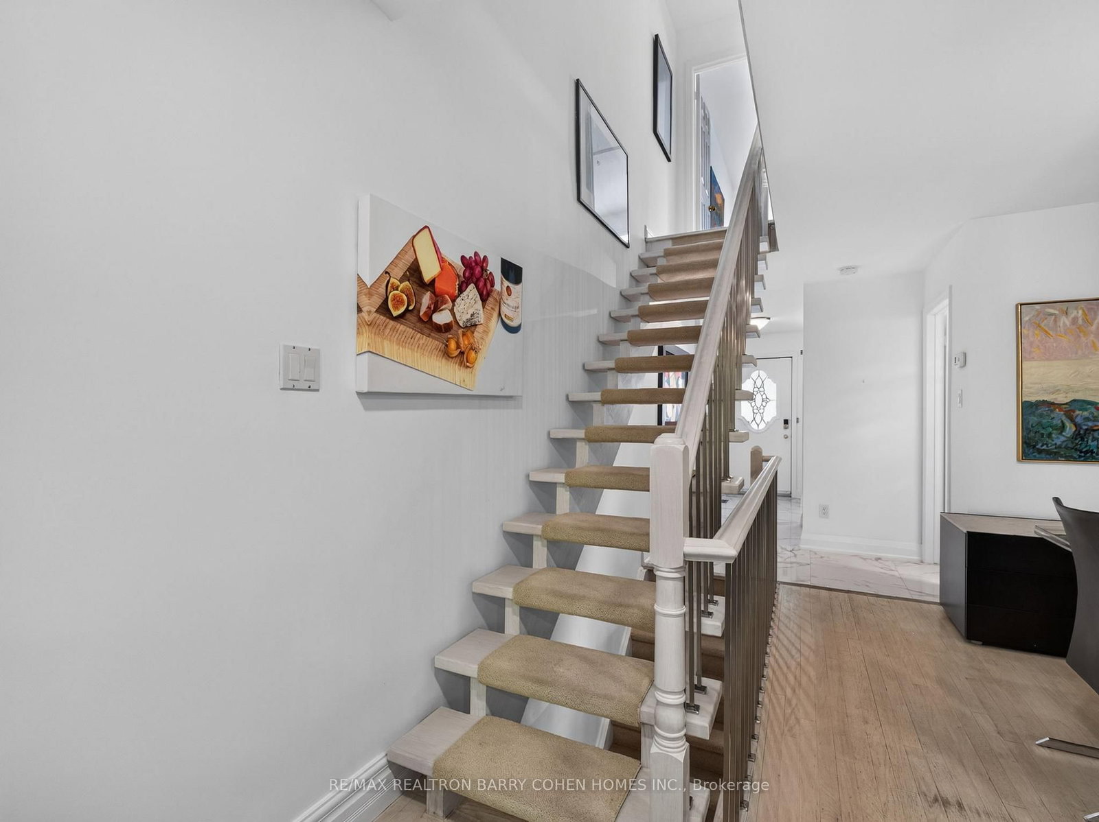 21 Birchbank Lane • Toronto, ON photo 13
