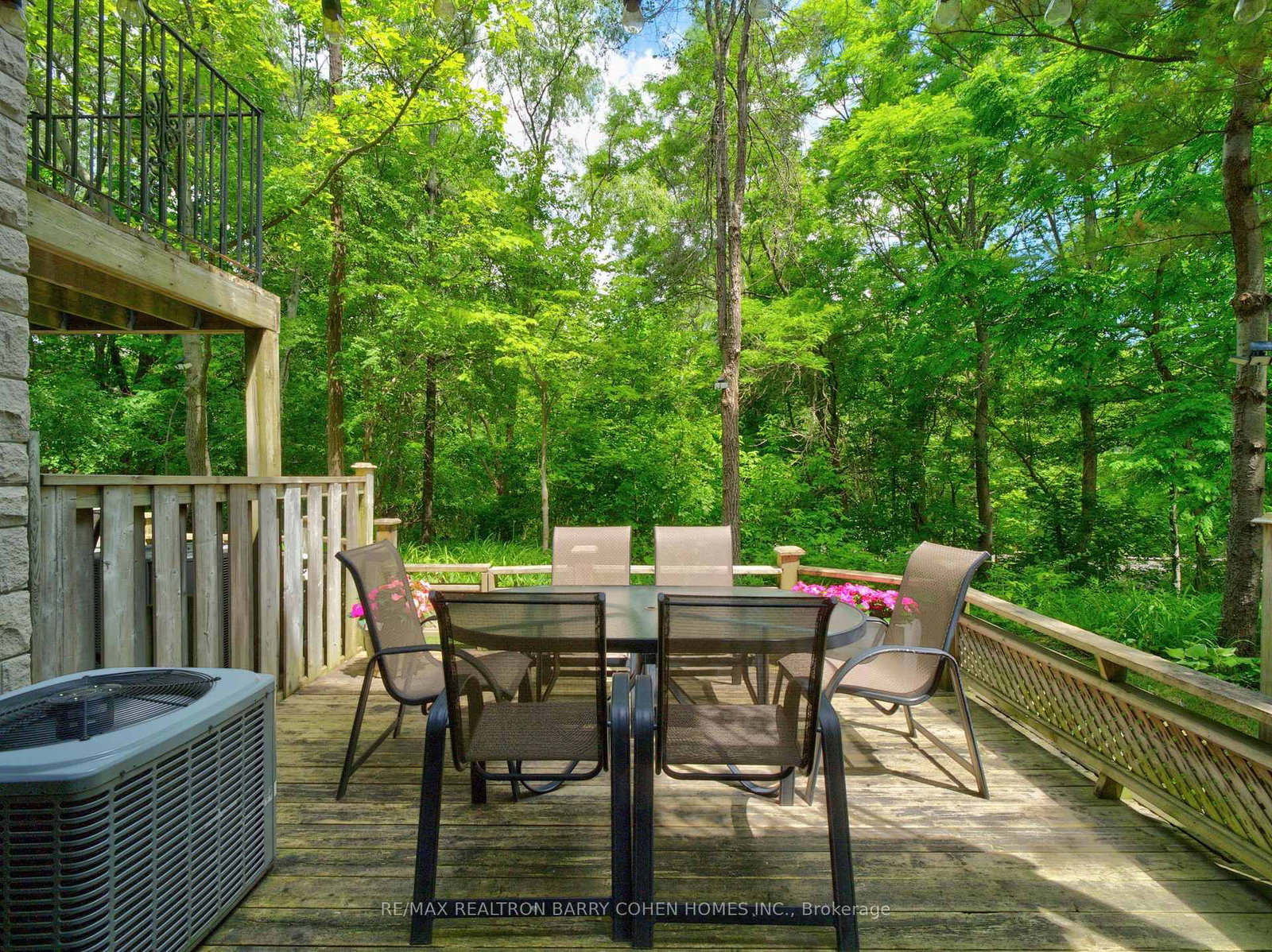 21 Birchbank Lane • Toronto, ON photo 23