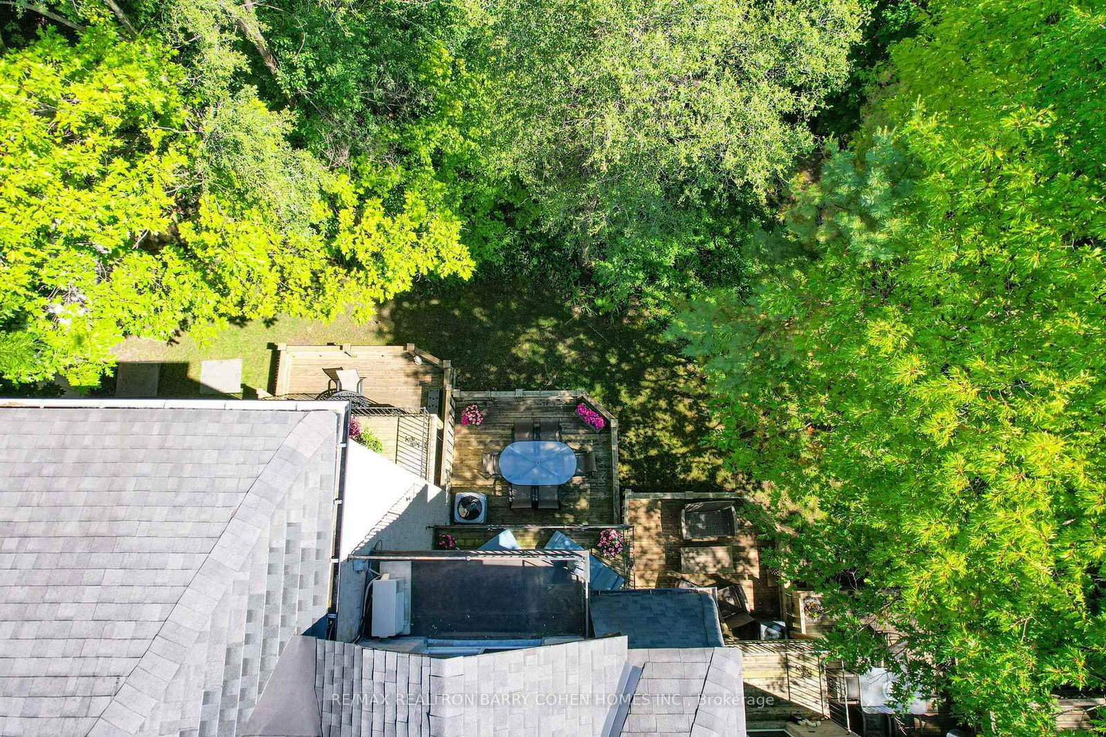 21 Birchbank Lane • Toronto, ON photo 26