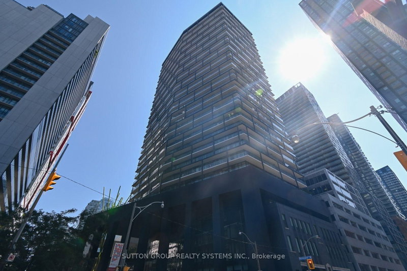 2004 - 125 Peter Street
