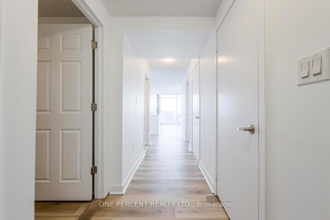 25 Telegram Mews • #5007 • Toronto, ON photo 12