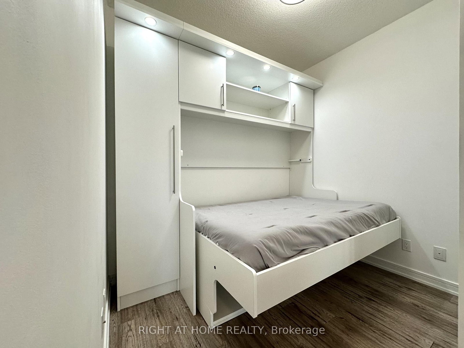 621 Sheppard Avenue E • #321 • Toronto, ON photo 10