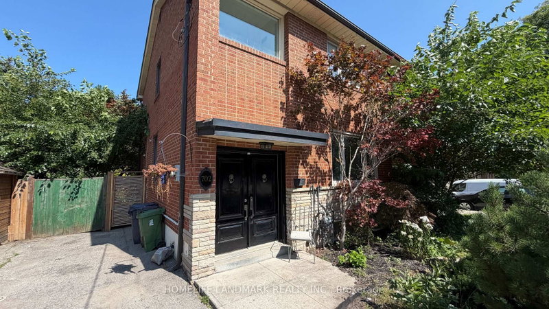 702 Sheppard Ave E Avenue E