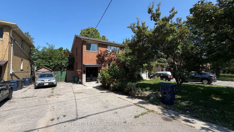702 Sheppard Ave E Avenue E