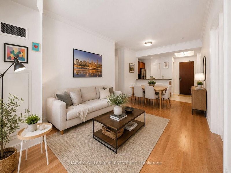 810 - 38 William Carson Crescent