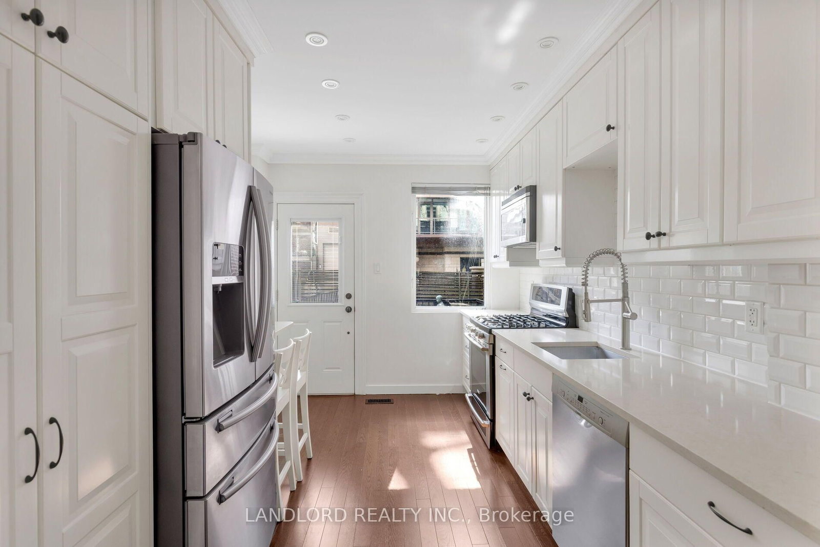 107A Scollard Street • Toronto, ON photo 10