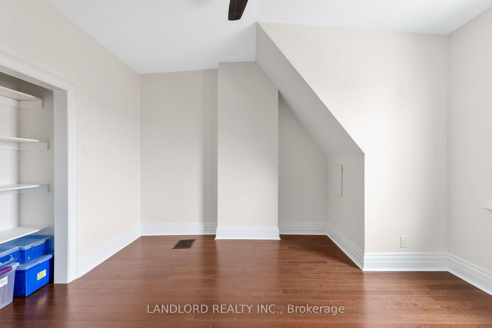 107A Scollard Street • Toronto, ON photo 32