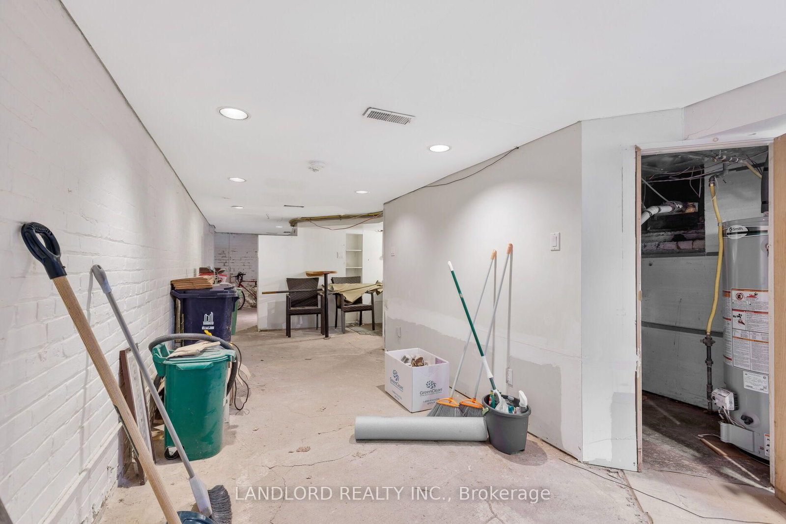 107A Scollard Street • Toronto, ON photo 37