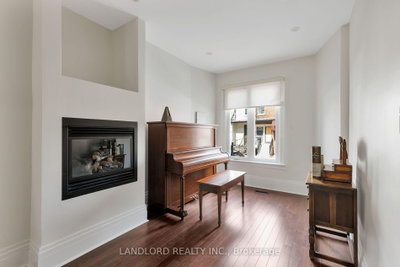 107A Scollard Street • Toronto, ON photo 5