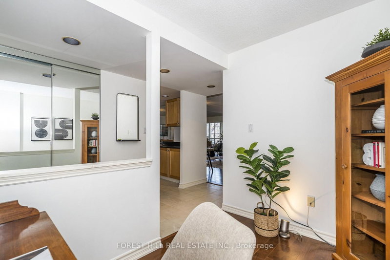 319 - 225 Davenport Road