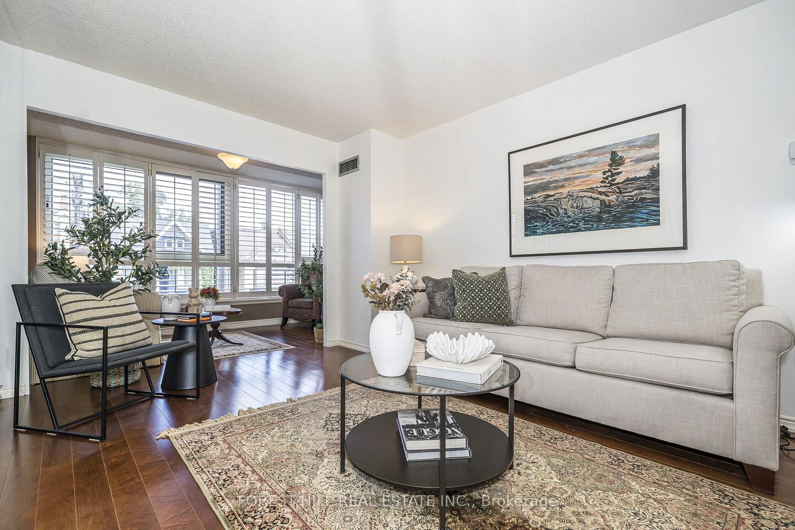225 Davenport Road • #319 • Toronto, ON photo 8