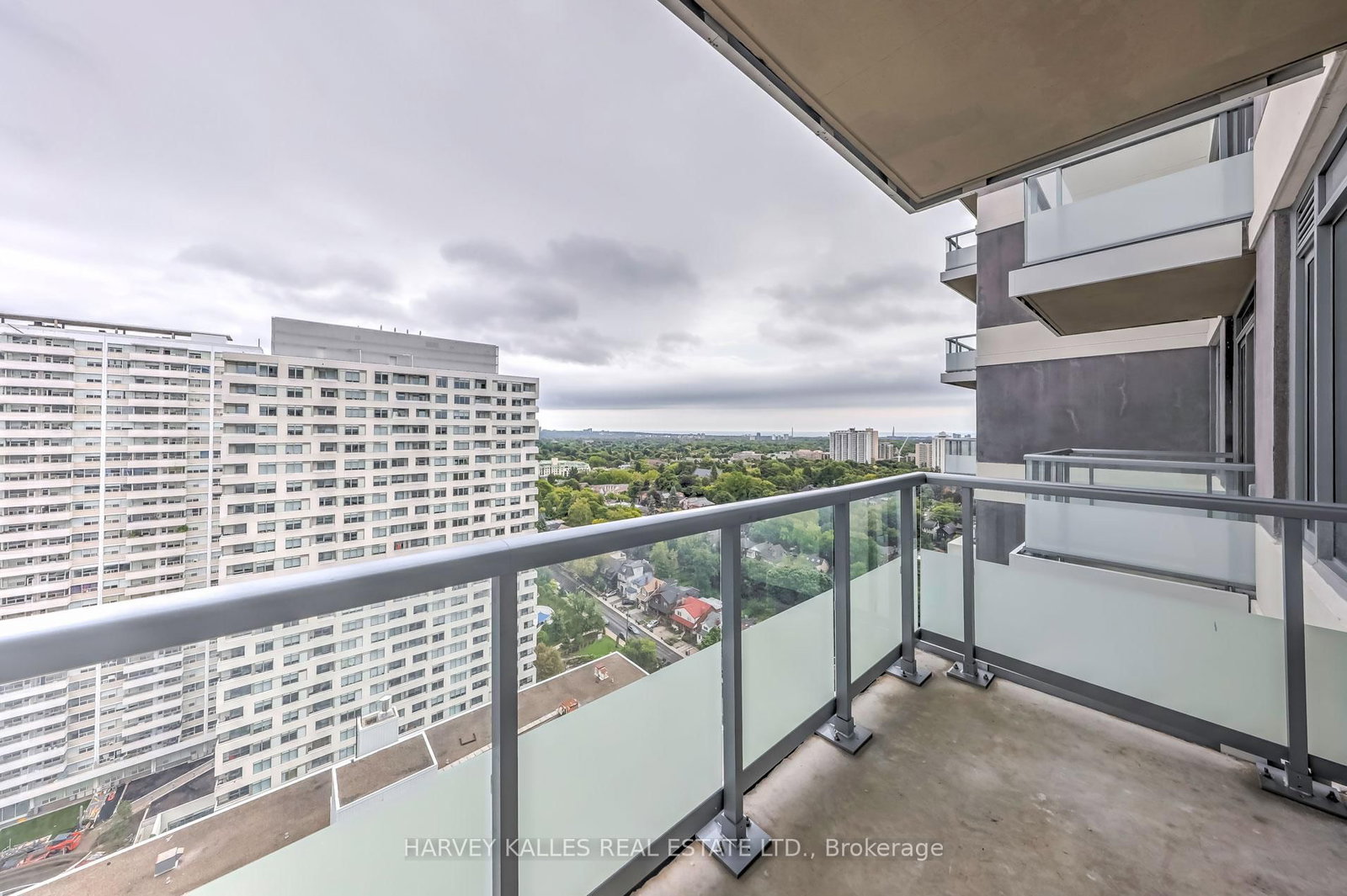 25 Holly Street • #2604 • Toronto, ON photo 13