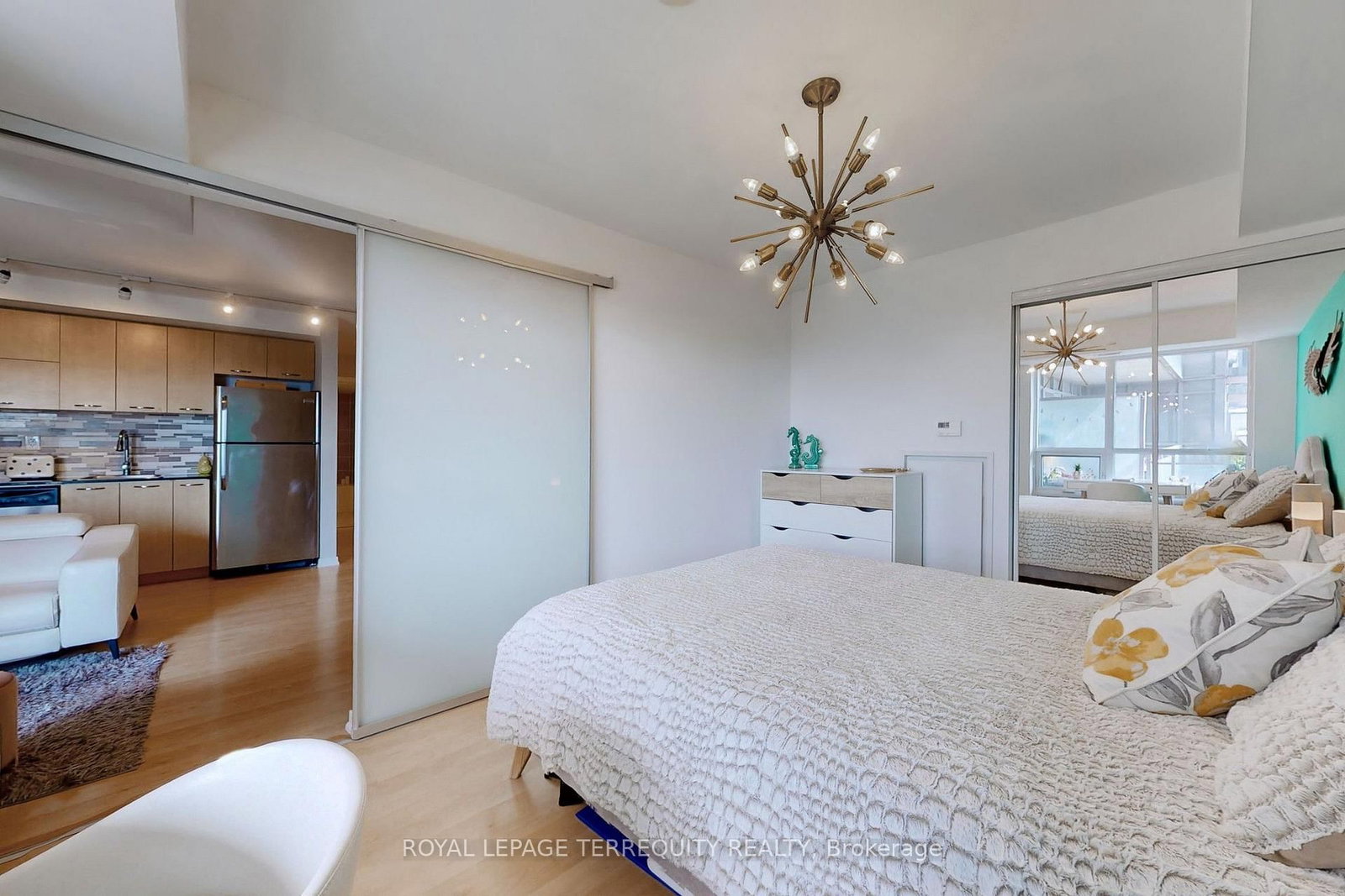 38 Joe Shuster Way • #710 • Toronto, ON photo 15