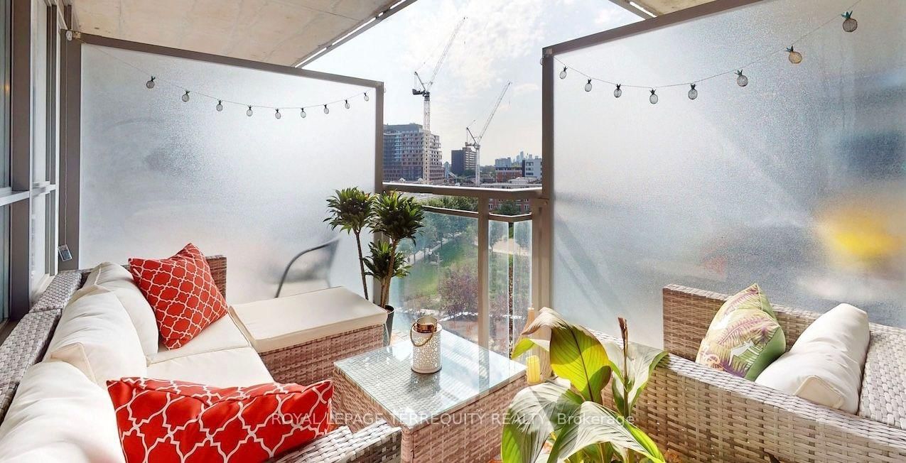 38 Joe Shuster Way • #710 • Toronto, ON photo 18