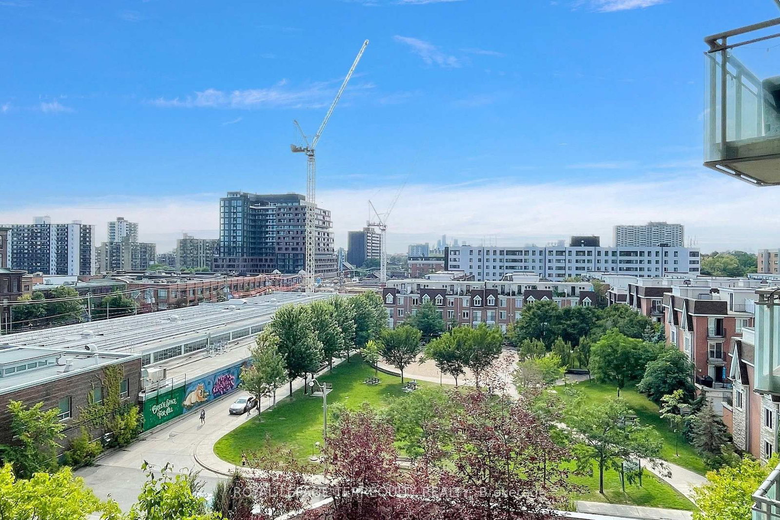 38 Joe Shuster Way • #710 • Toronto, ON photo 19
