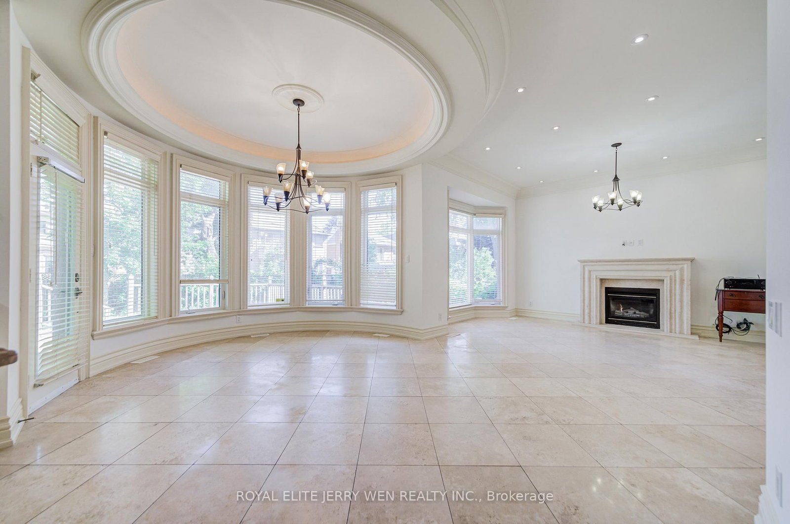 330 Hillcrest Avenue • Toronto, ON photo 15