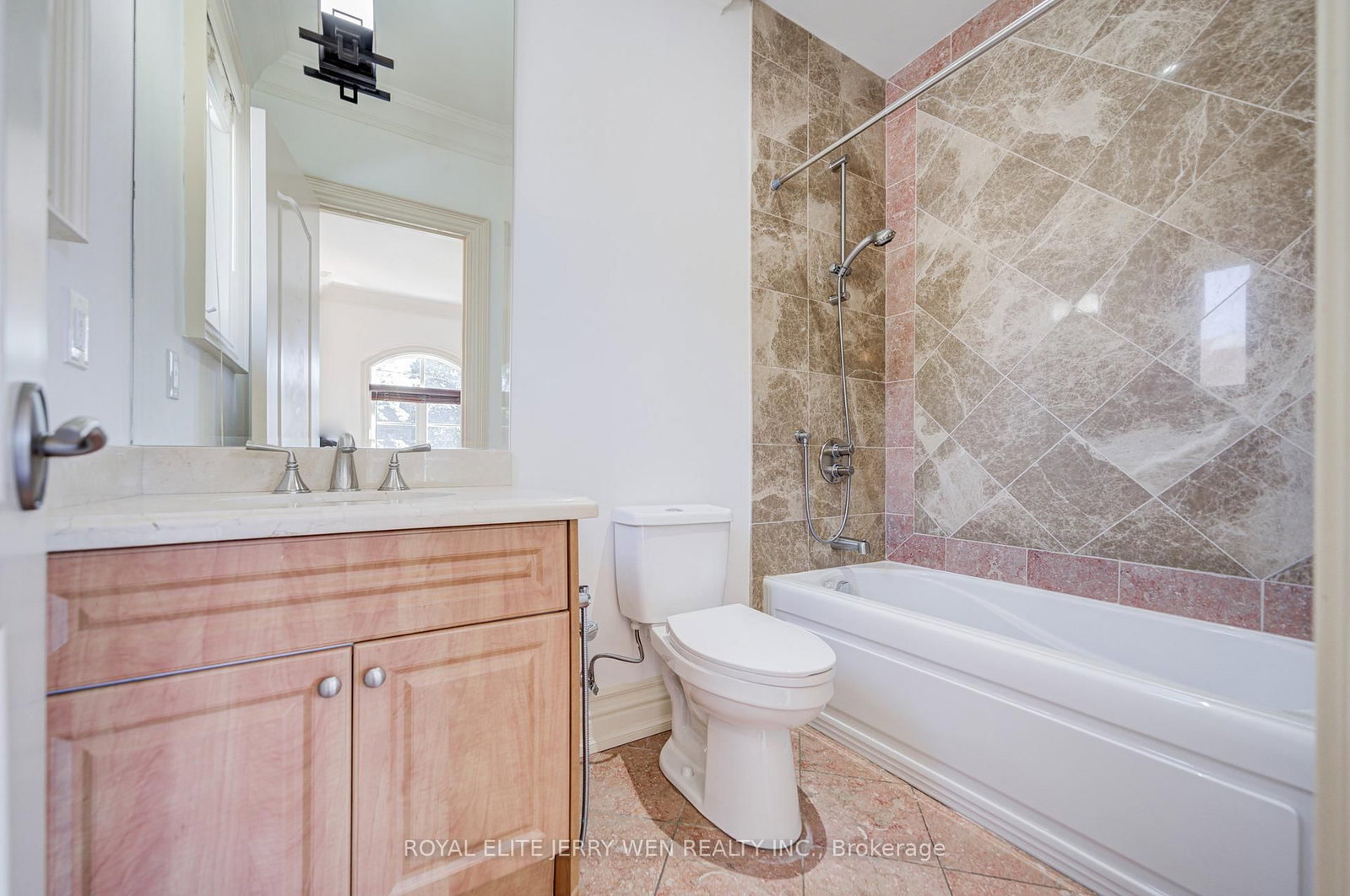 330 Hillcrest Avenue • Toronto, ON photo 27