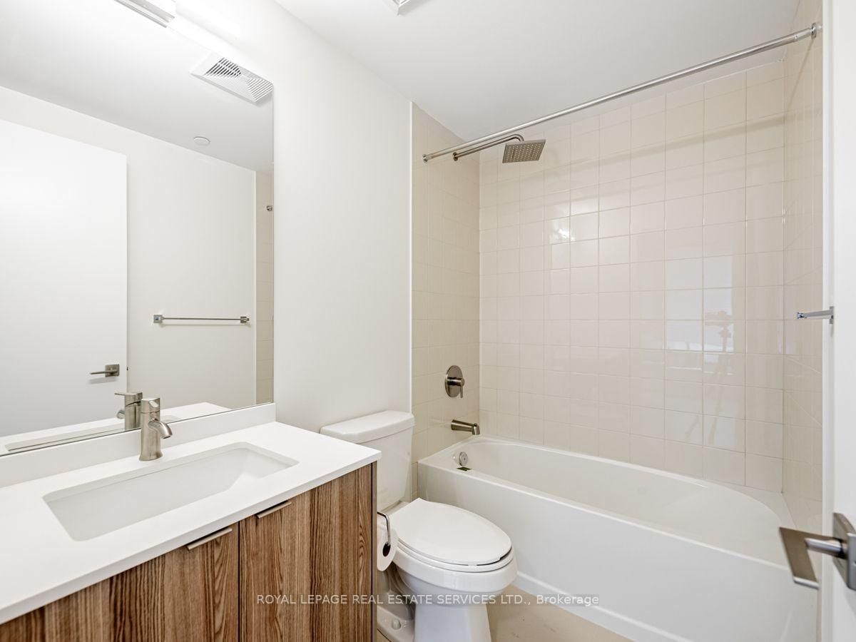 311-840 St Clair Ave, Toronto, view 12