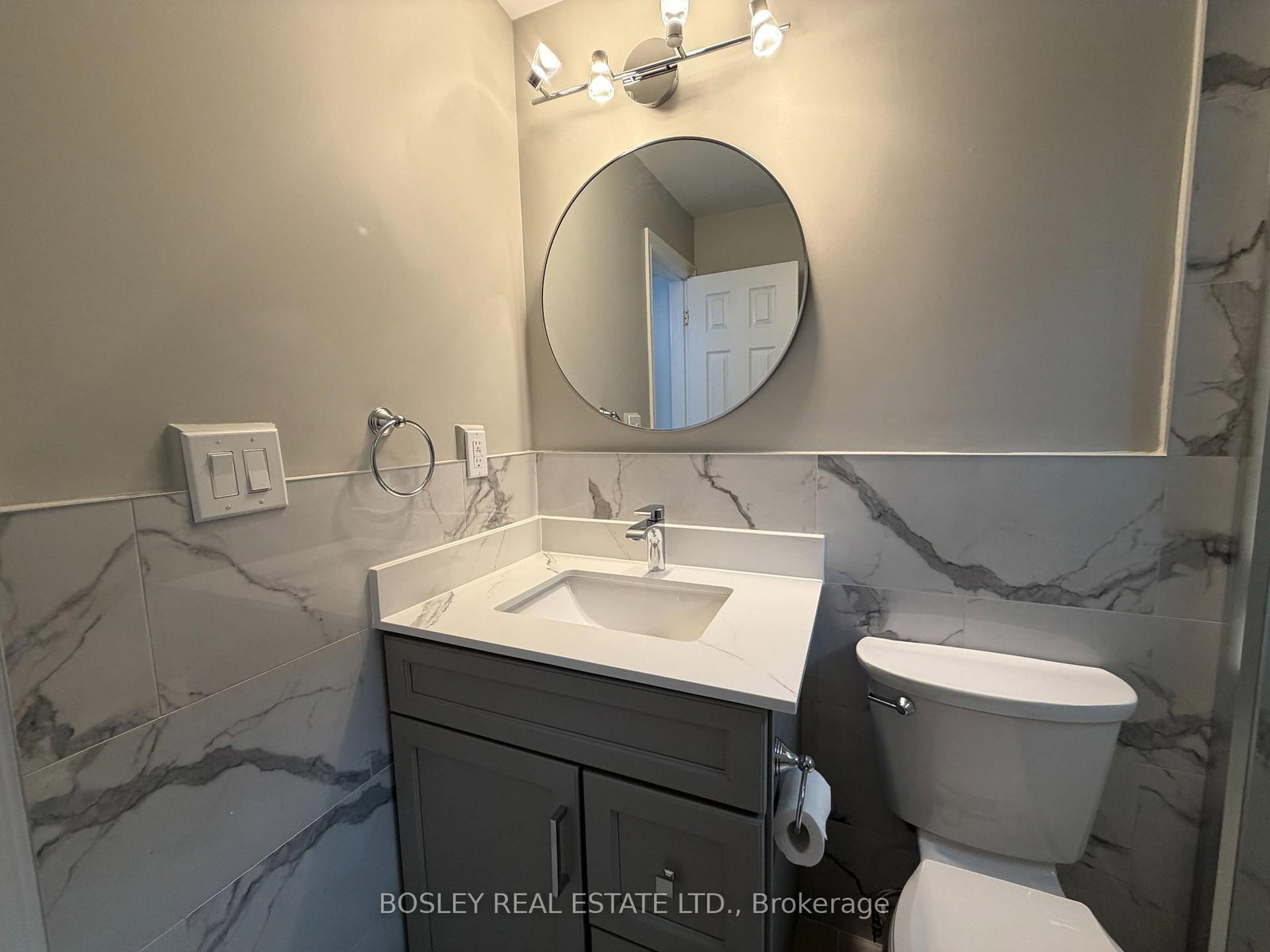 Lower-63 Ernest Ave, Toronto, view 25