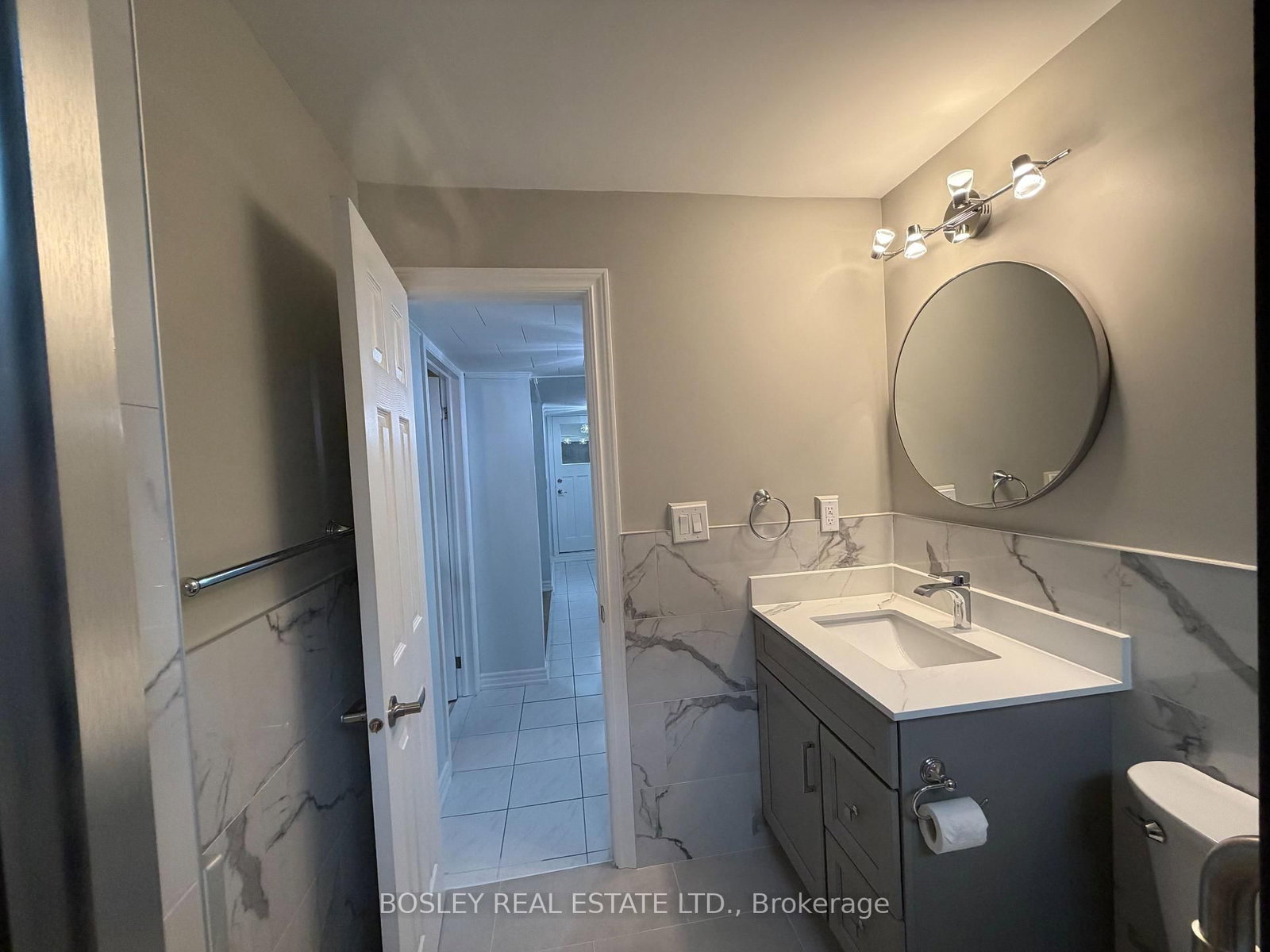 Lower-63 Ernest Ave, Toronto, view 26