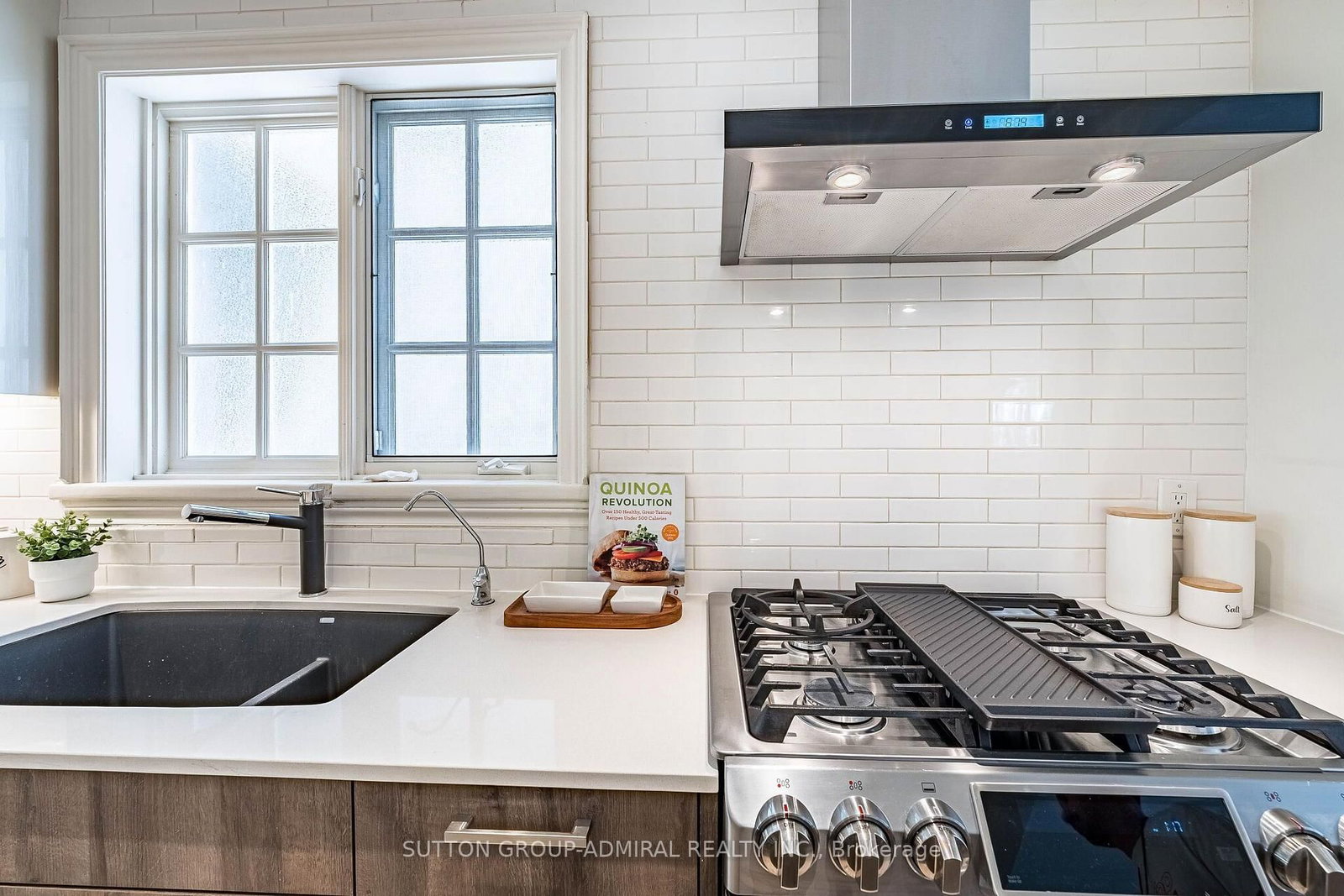 63 Highland Ave, Toronto, view 17
