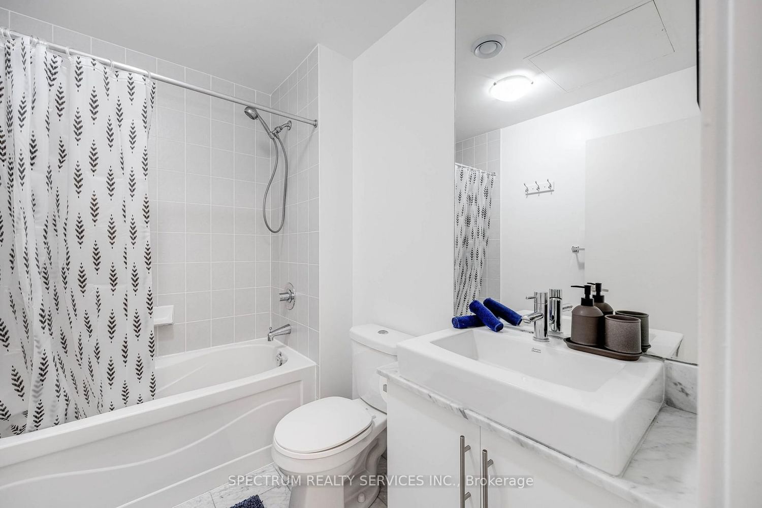 65 Bremner Boulevard • #4511 • Toronto, ON photo 13