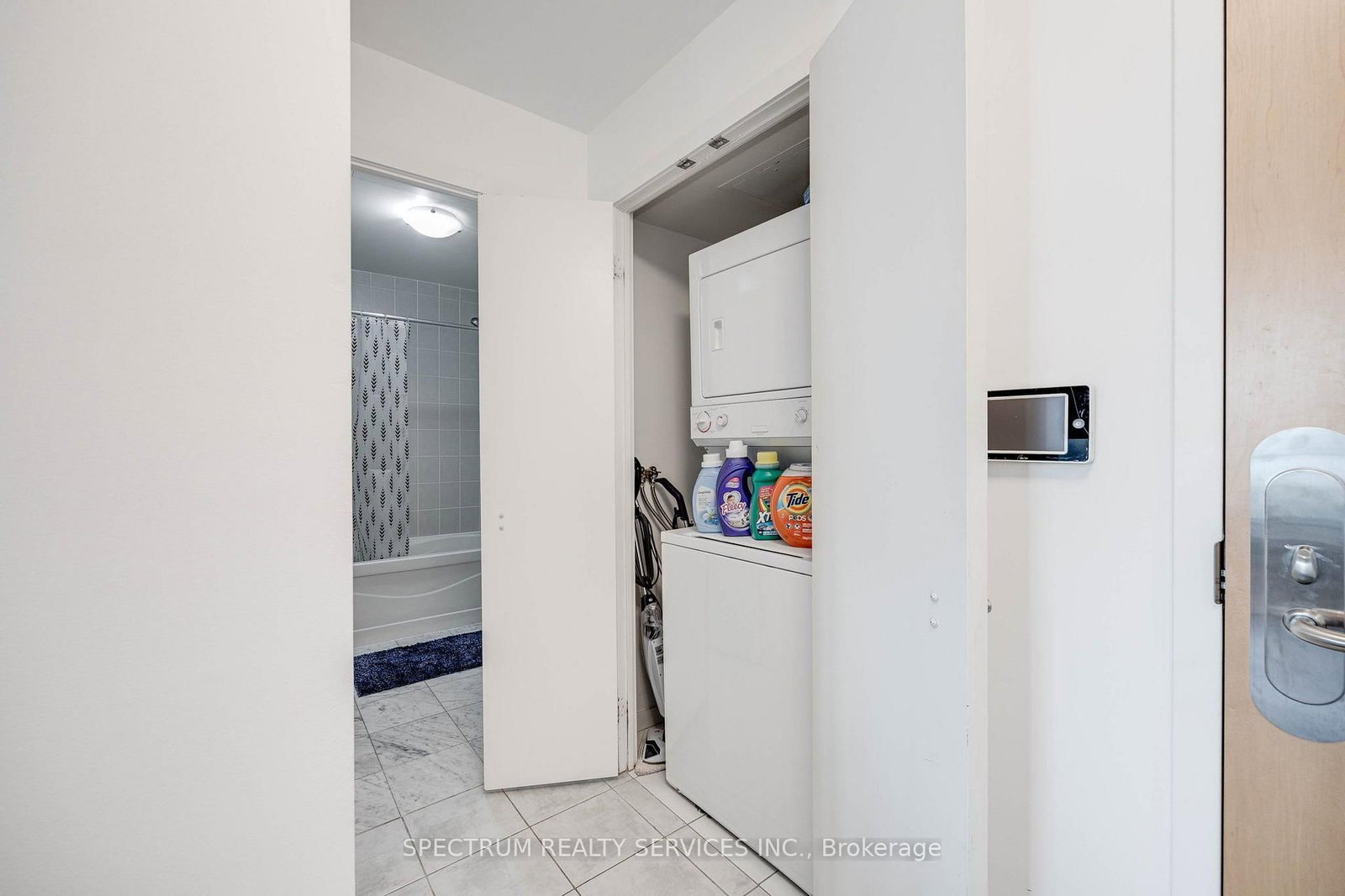 65 Bremner Boulevard • #4511 • Toronto, ON photo 14