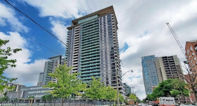 1611 - 70 Roehampton Avenue