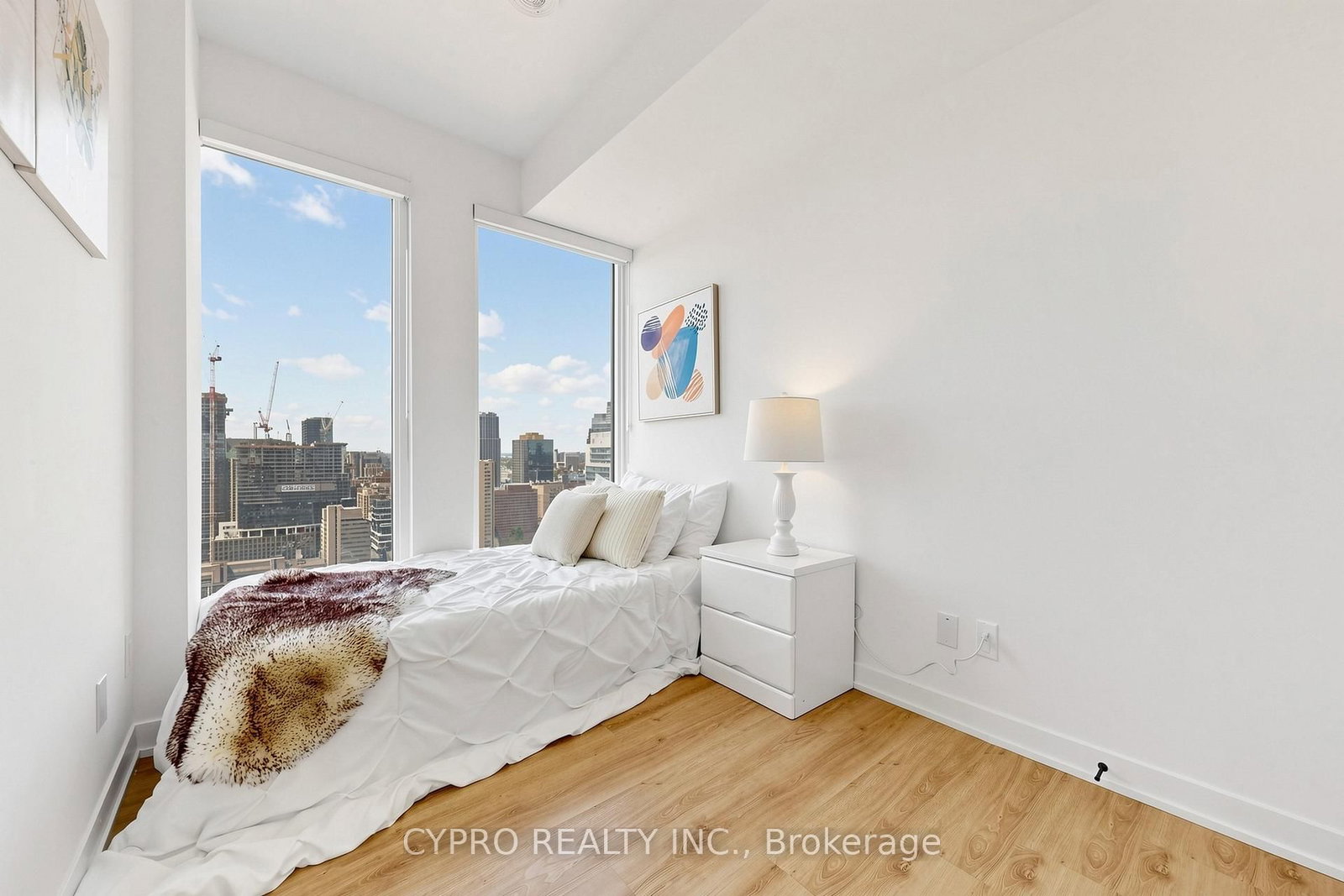 319 JARVIS Street • #3802 • Toronto, ON photo 15