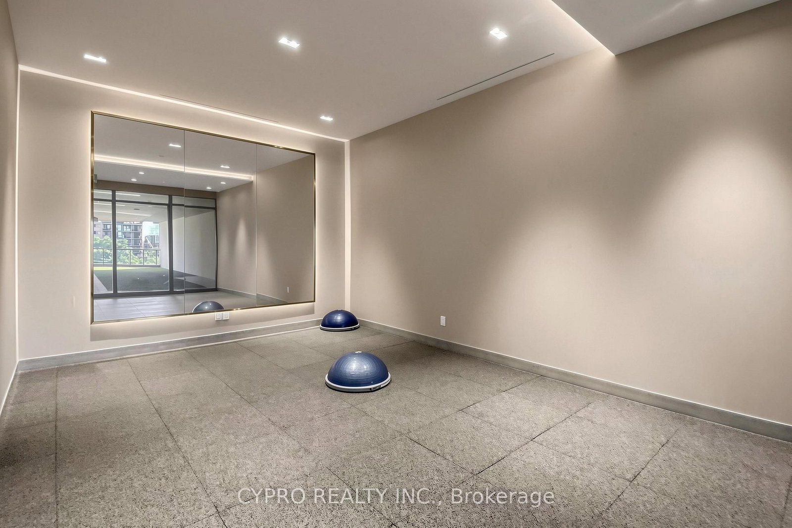 319 JARVIS Street • #3802 • Toronto, ON photo 24