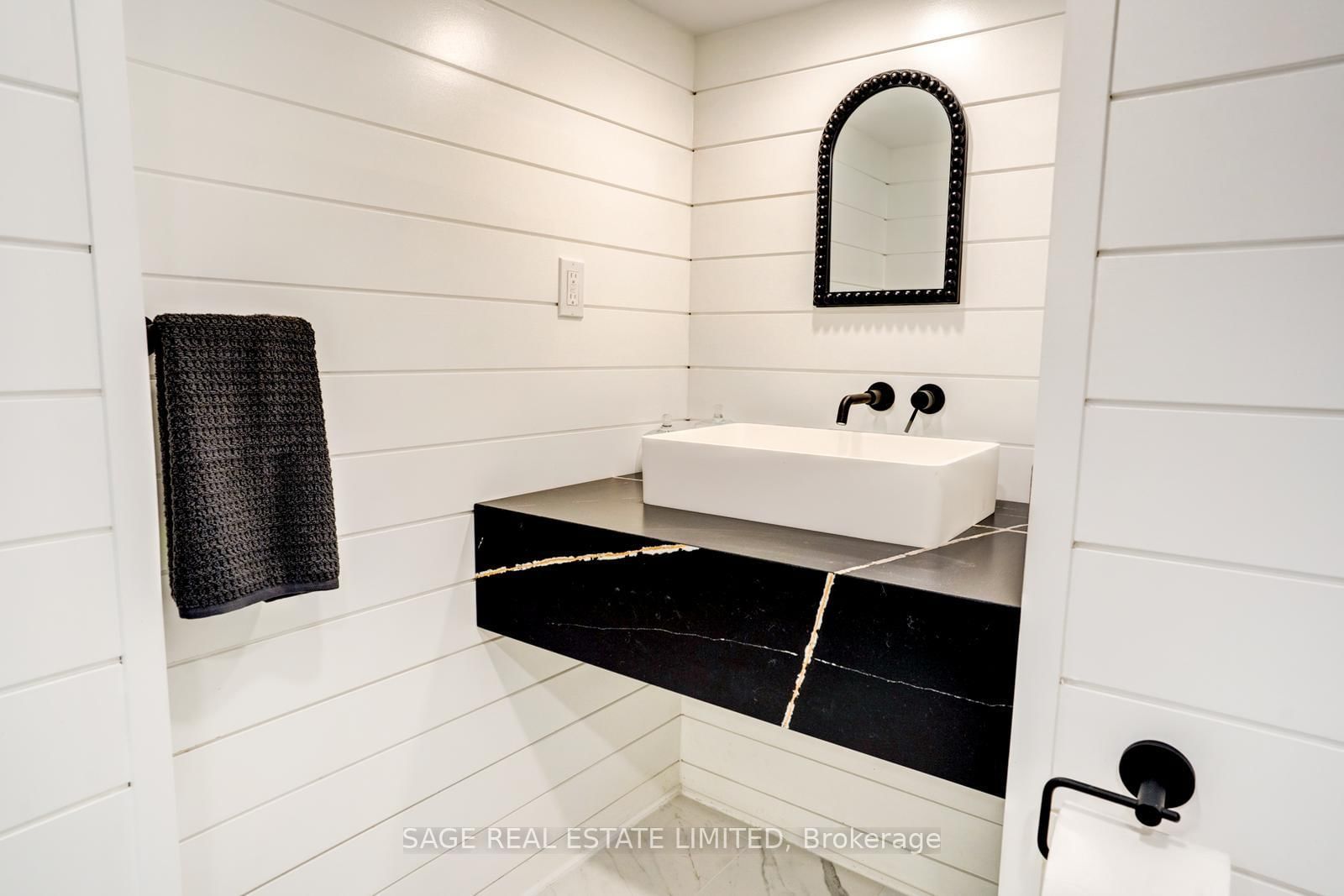 156 Craighurst Avenue • Toronto, ON photo 23