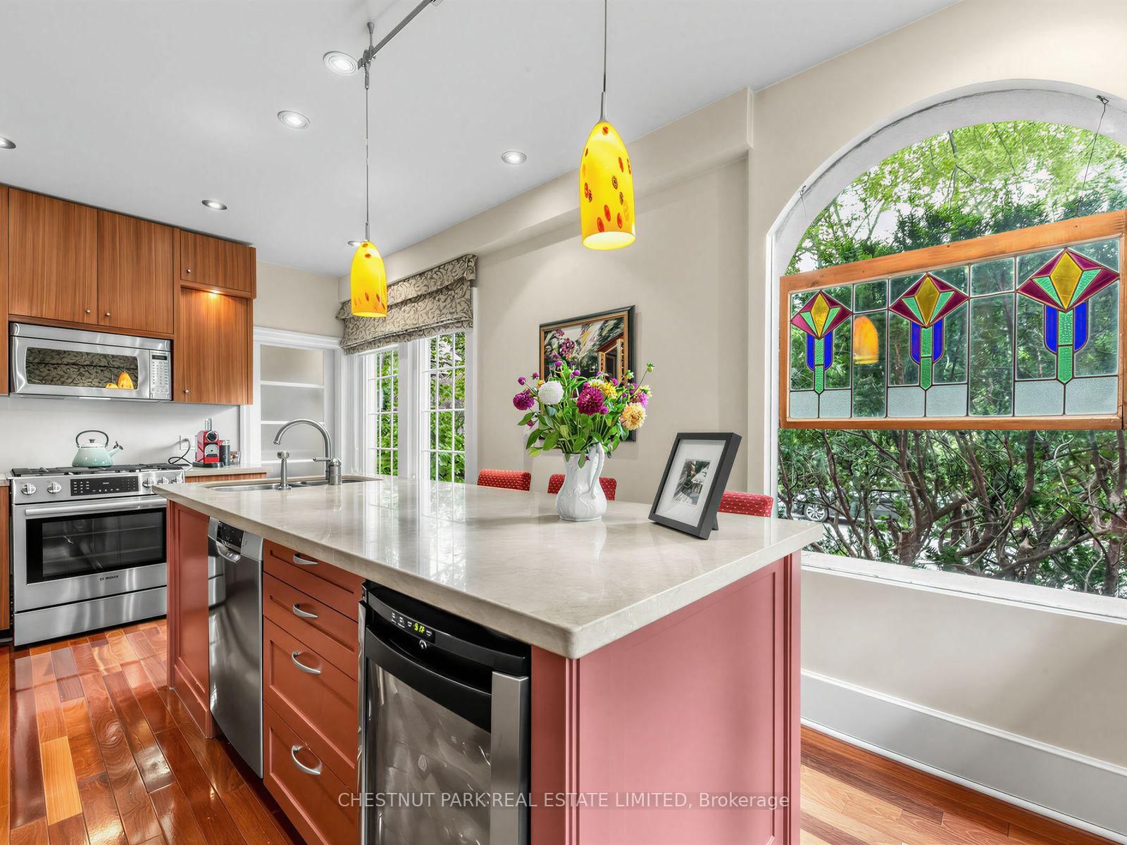 28 Clifton Road • Toronto, ON photo 11