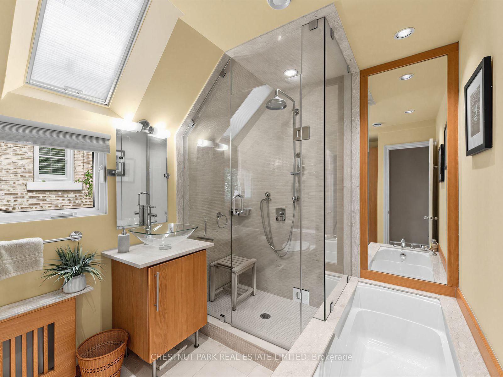 28 Clifton Road • Toronto, ON photo 29