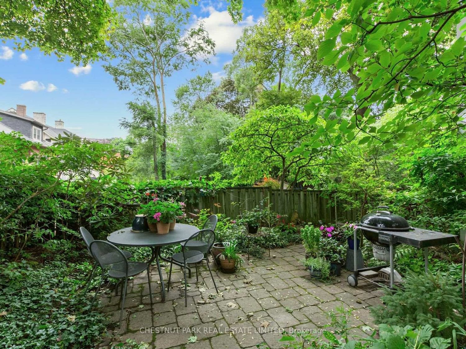 28 Clifton Road • Toronto, ON photo 37
