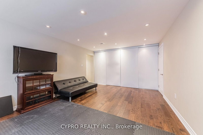 22 Banstock Drive