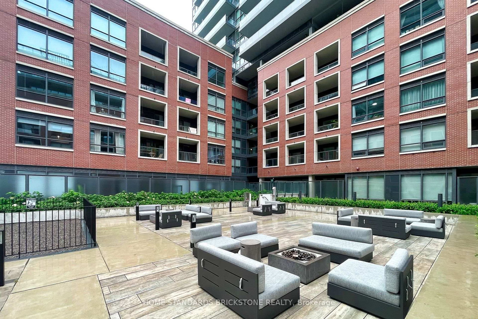 33 Frederick Todd Way • #429 • Toronto, ON photo 21