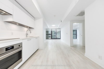 33 Frederick Todd Way • #429 • Toronto, ON photo 9