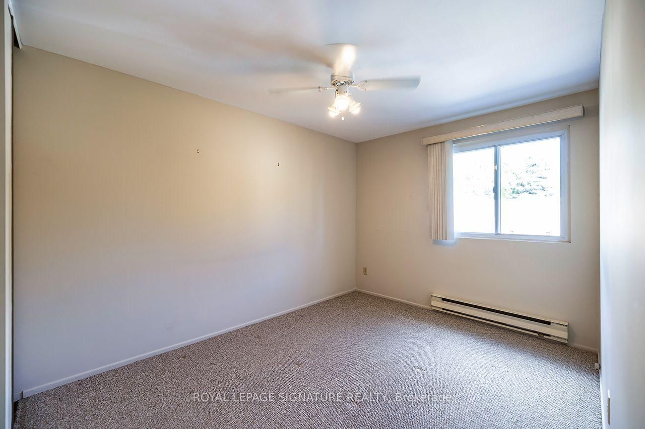 62 Thorny Vineway • Toronto, ON photo 10