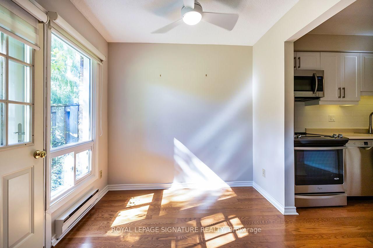 62 Thorny Vineway • Toronto, ON photo 5